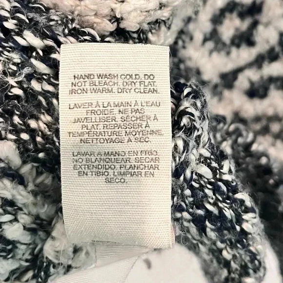 Garage Sweater Navy Blue Dark Grey and White Pattern M/L - Picture 9 of 9